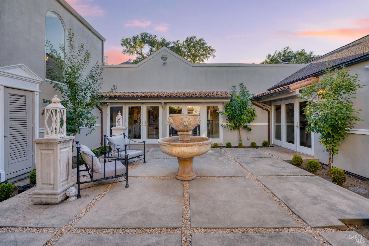 8325 Sonoma Mountain Road Glen Ellen CA 95442