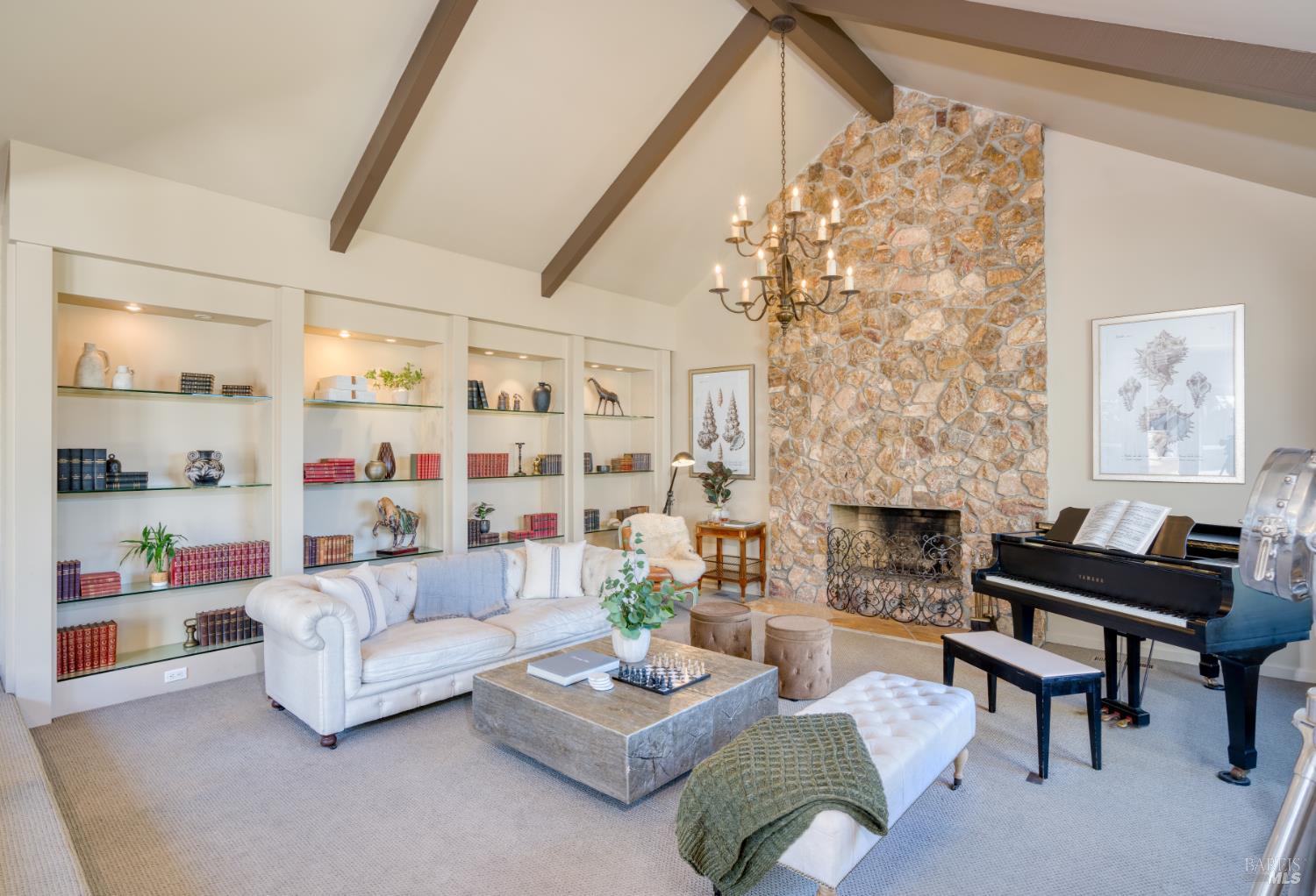 8325 Sonoma Mountain Road Glen Ellen CA 95442