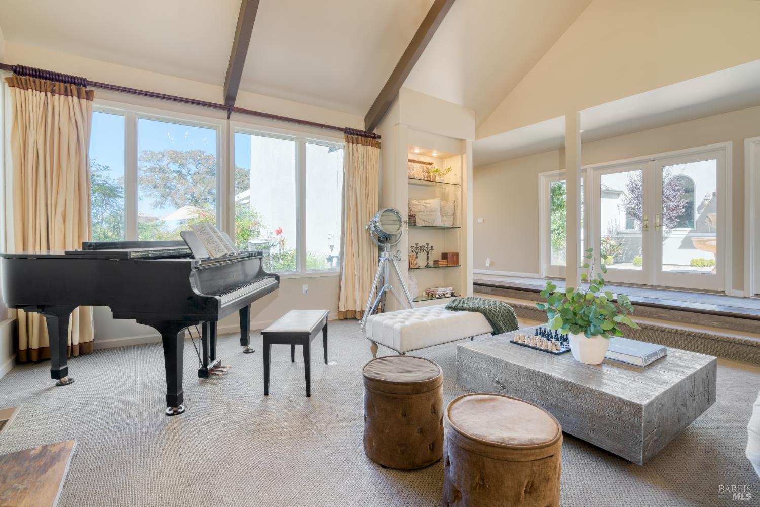 8325 Sonoma Mountain Road Glen Ellen CA 95442