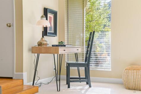 2594 Las Gallinas Avenue San Rafael CA 94903