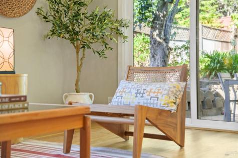 2594 Las Gallinas Avenue San Rafael CA 94903