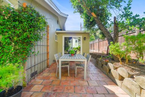 2594 Las Gallinas Avenue San Rafael CA 94903