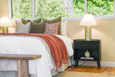 2594 Las Gallinas Avenue San Rafael CA 94903