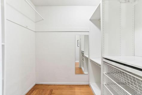 2594 Las Gallinas Avenue San Rafael CA 94903