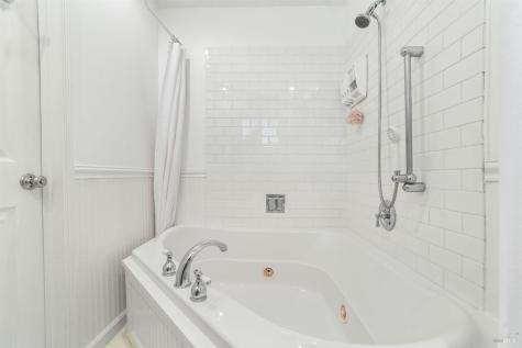 2594 Las Gallinas Avenue San Rafael CA 94903