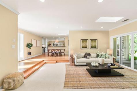 2594 Las Gallinas Avenue San Rafael CA 94903