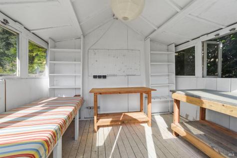 2594 Las Gallinas Avenue San Rafael CA 94903