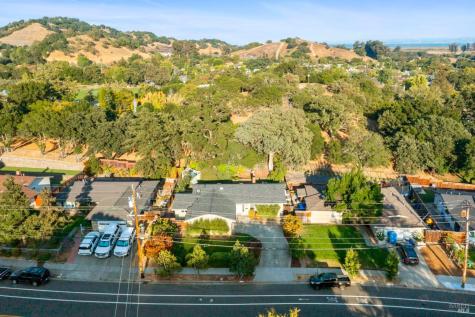 2594 Las Gallinas Avenue San Rafael CA 94903