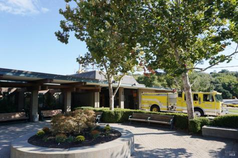 2594 Las Gallinas Avenue San Rafael CA 94903