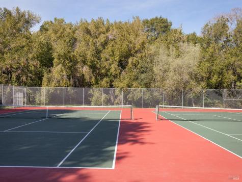 2594 Las Gallinas Avenue San Rafael CA 94903