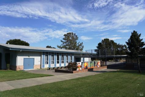 2594 Las Gallinas Avenue San Rafael CA 94903