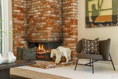 2594 Las Gallinas Avenue San Rafael CA 94903