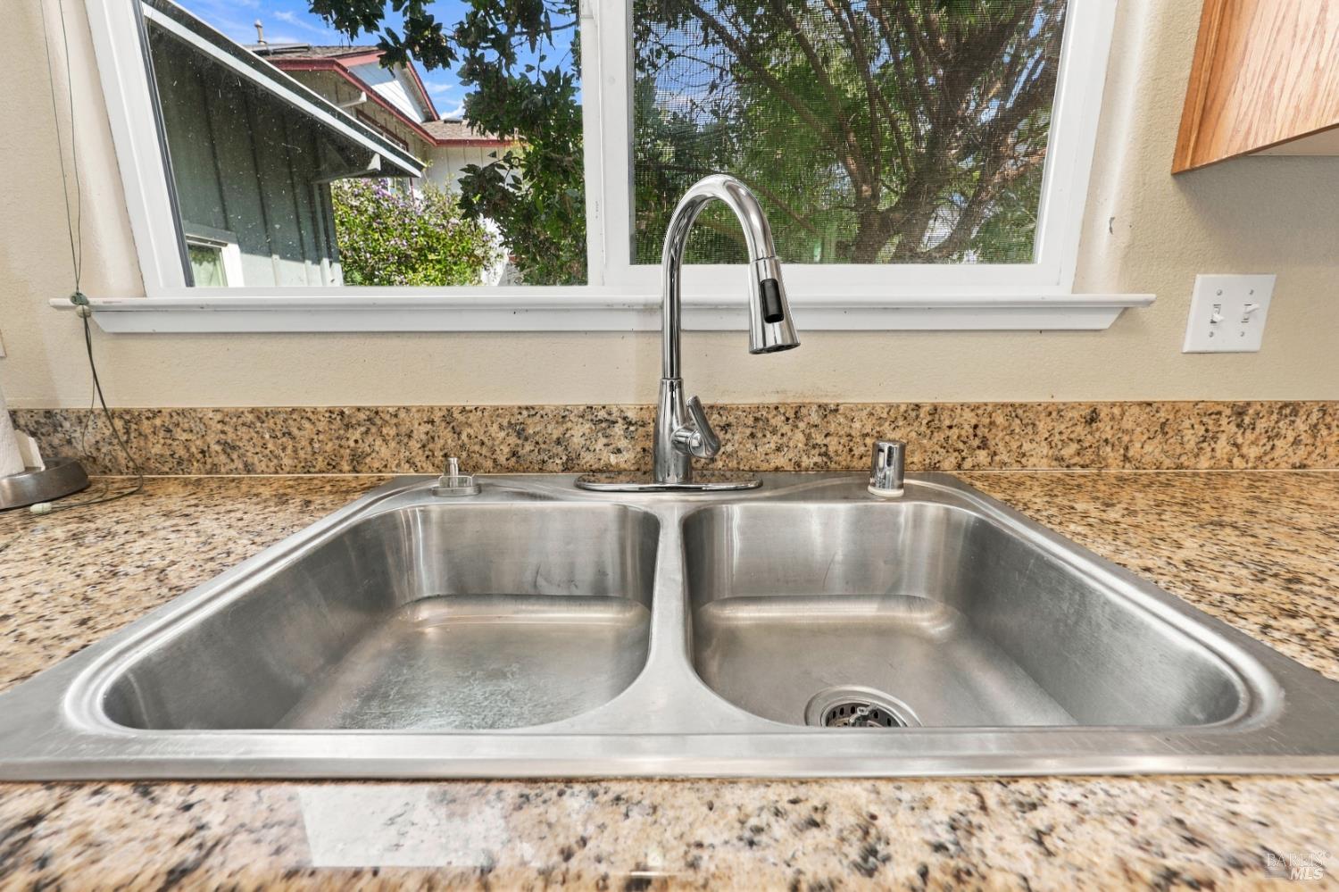 1322 Trombetta Street Santa Rosa CA 95407