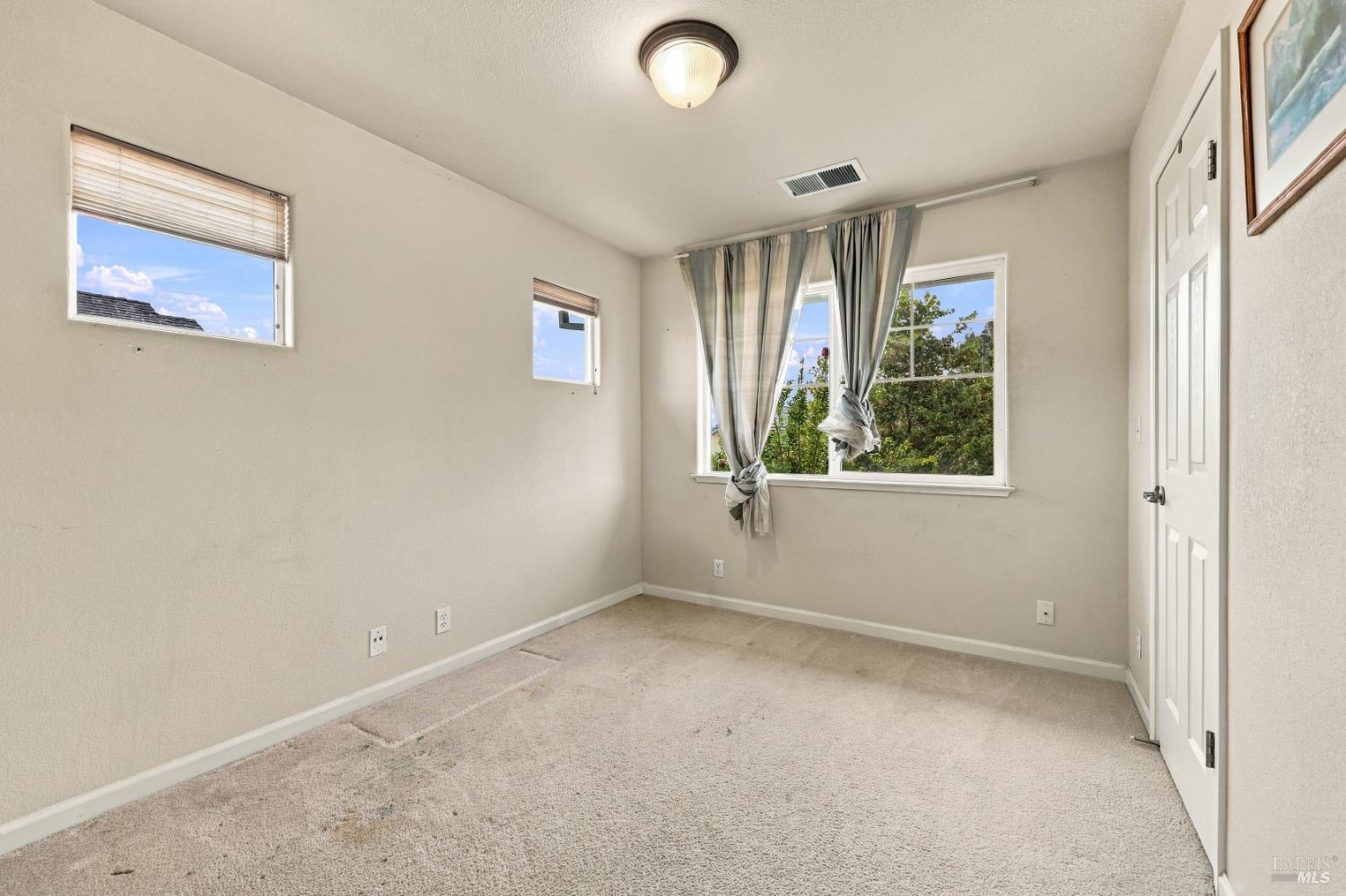 1322 Trombetta Street Santa Rosa CA 95407