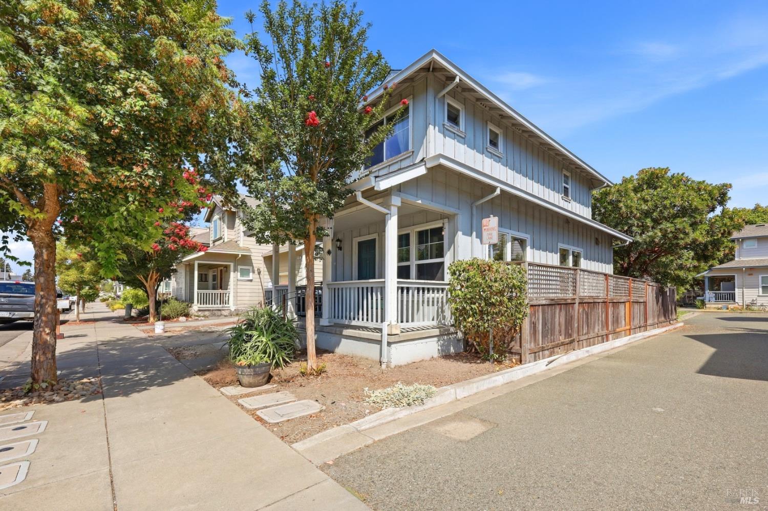 1322 Trombetta Street Santa Rosa CA 95407