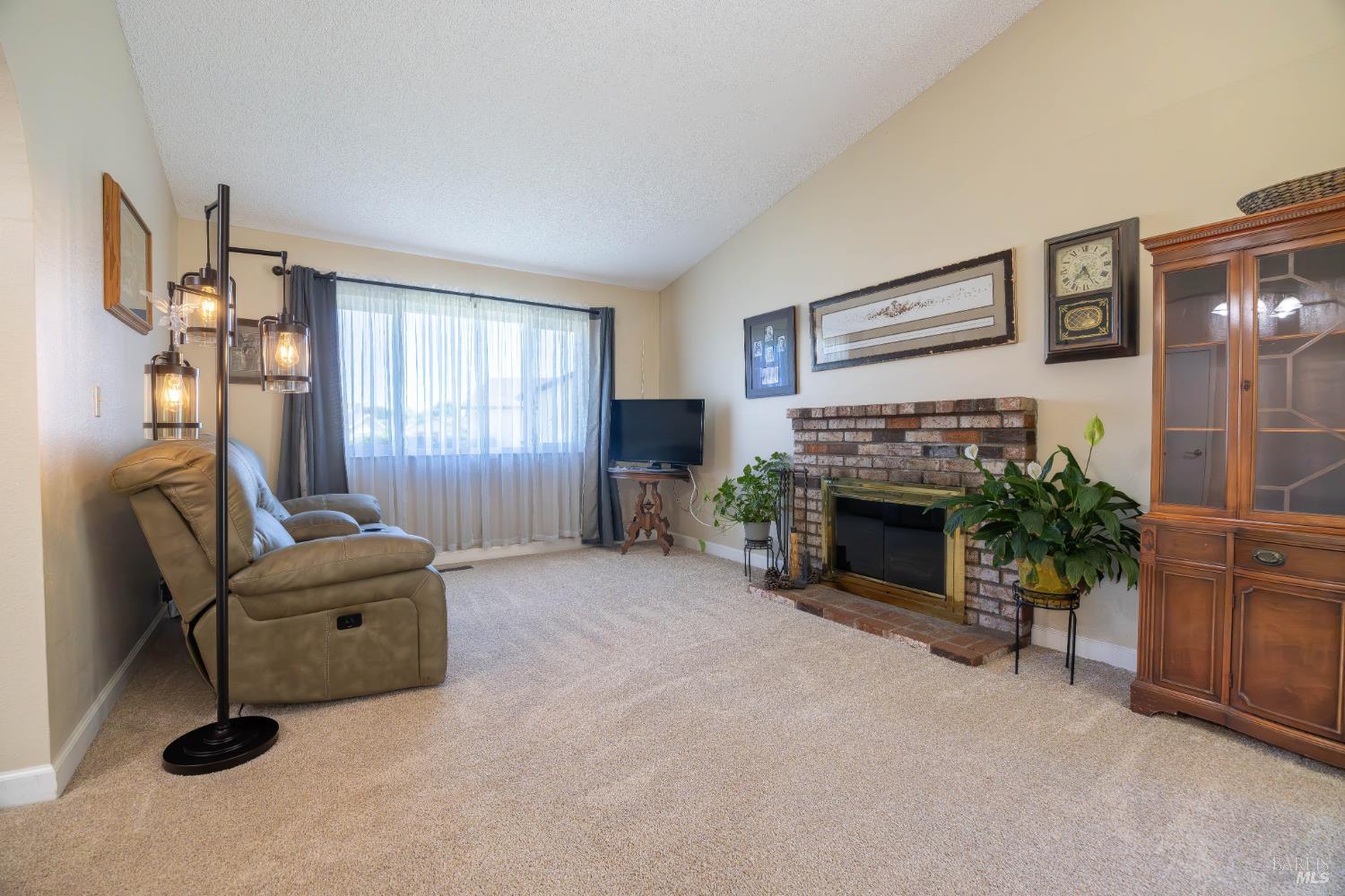 701 Sequoia Drive Fairfield CA 94533