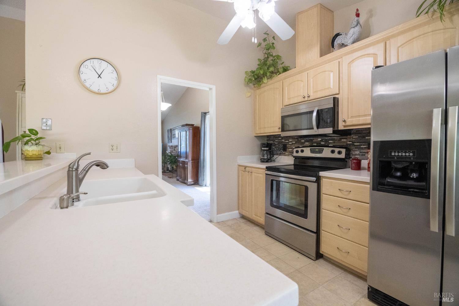 701 Sequoia Drive Fairfield CA 94533