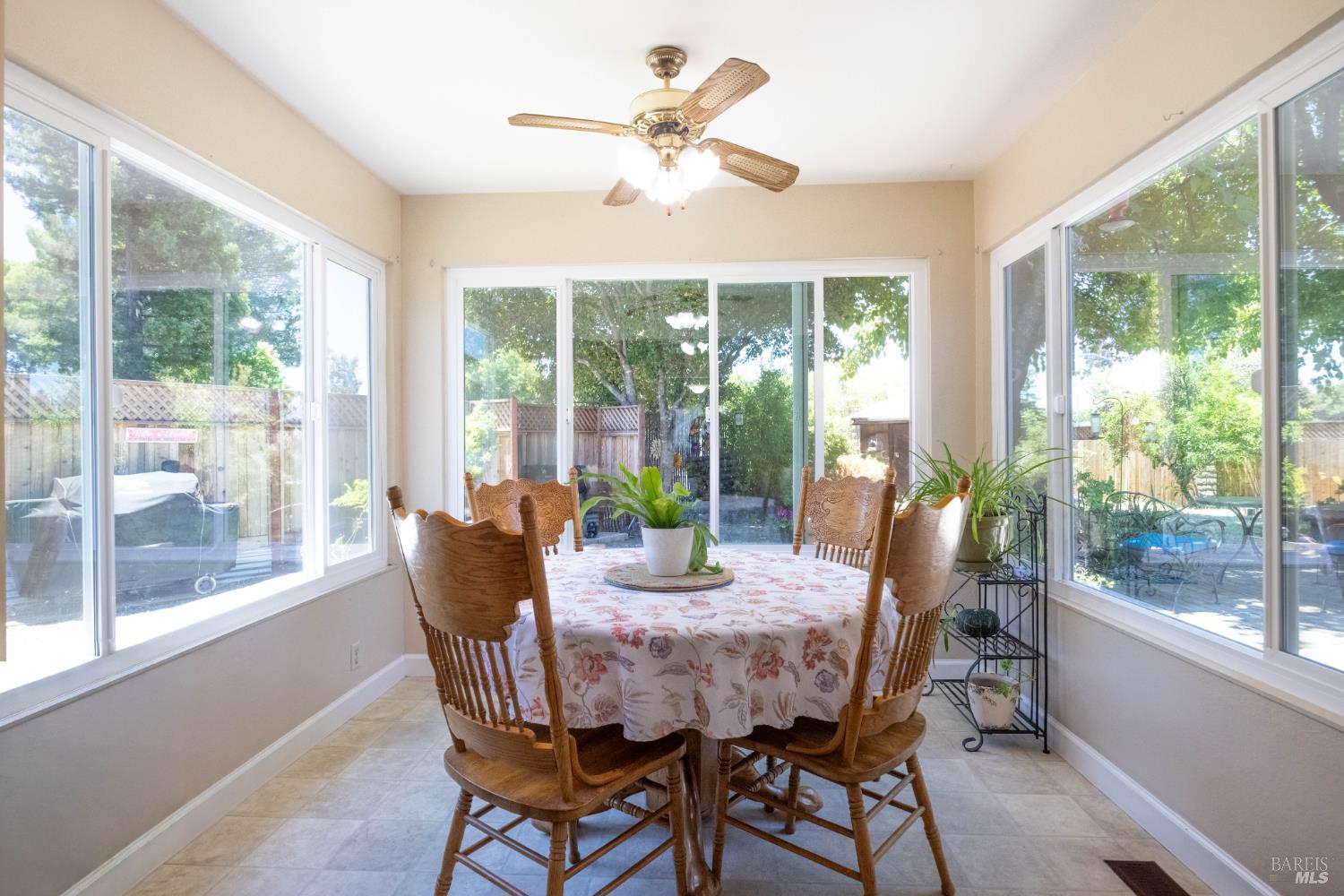 701 Sequoia Drive Fairfield CA 94533