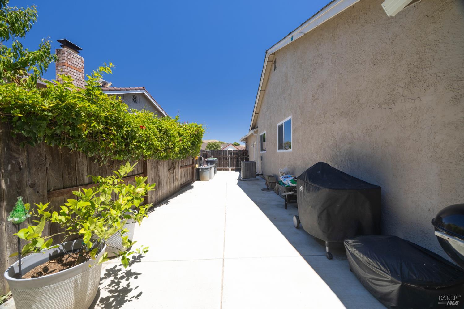 701 Sequoia Drive Fairfield CA 94533