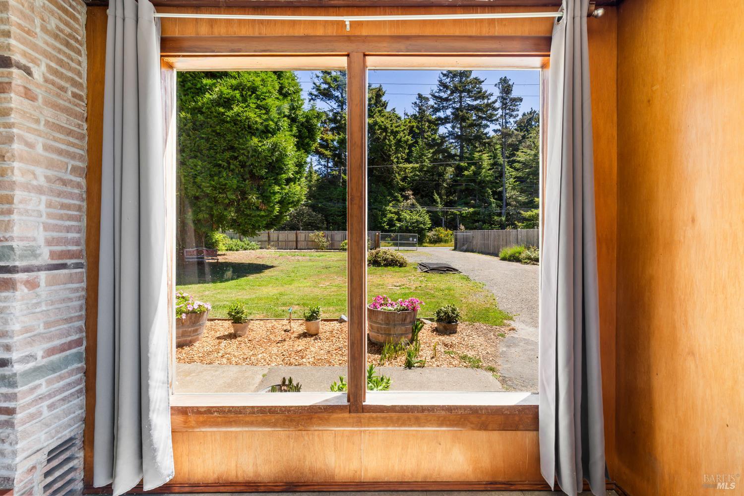 18200 Georges Lane Fort Bragg CA 95437