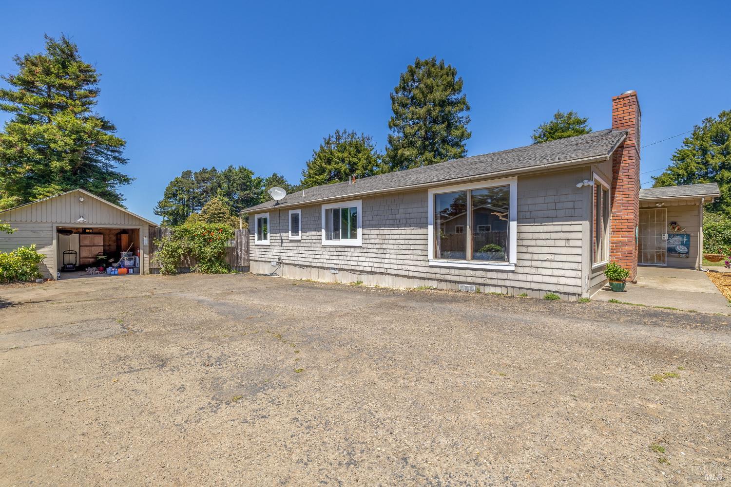 18200 Georges Lane Fort Bragg CA 95437