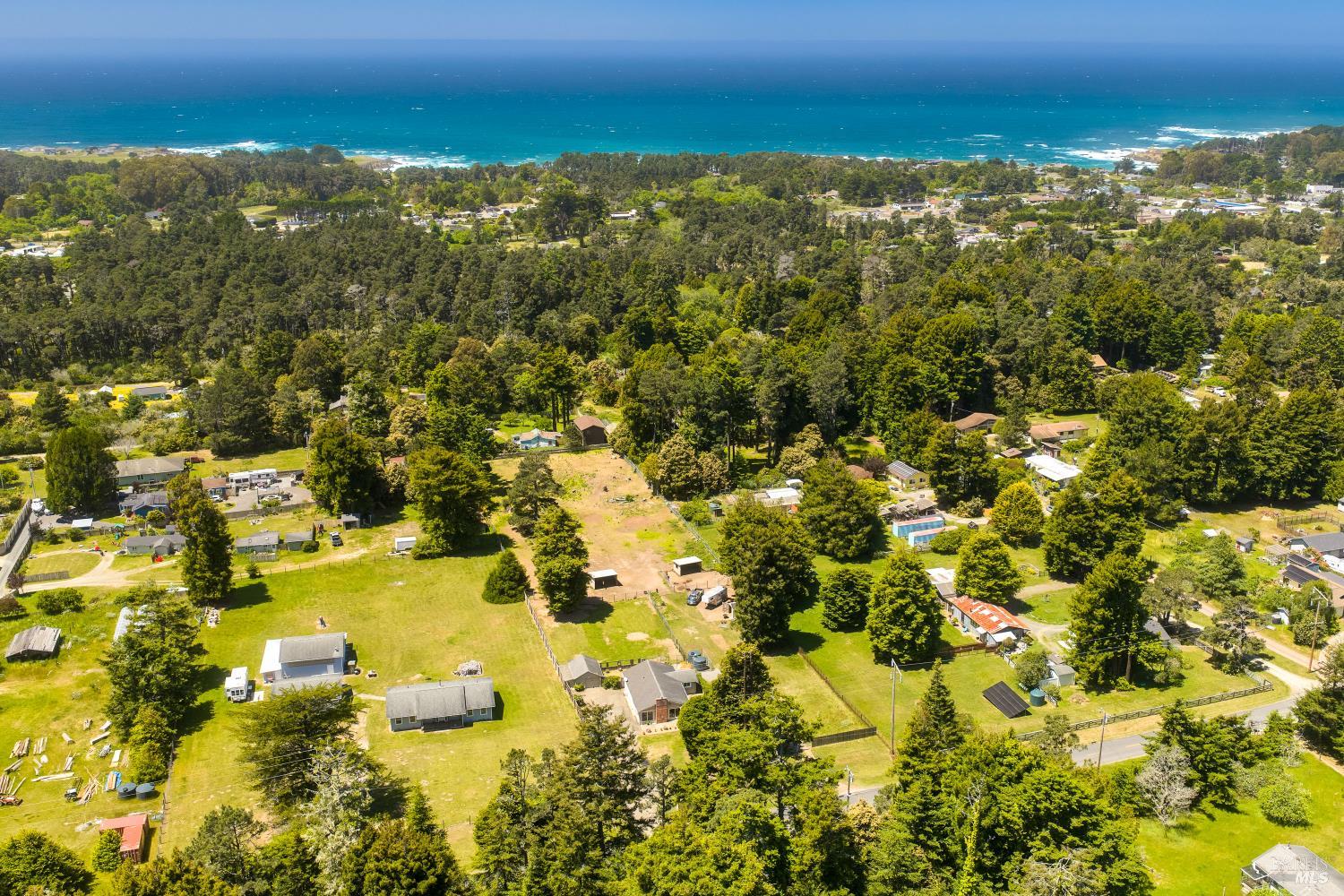 18200 Georges Lane Fort Bragg CA 95437