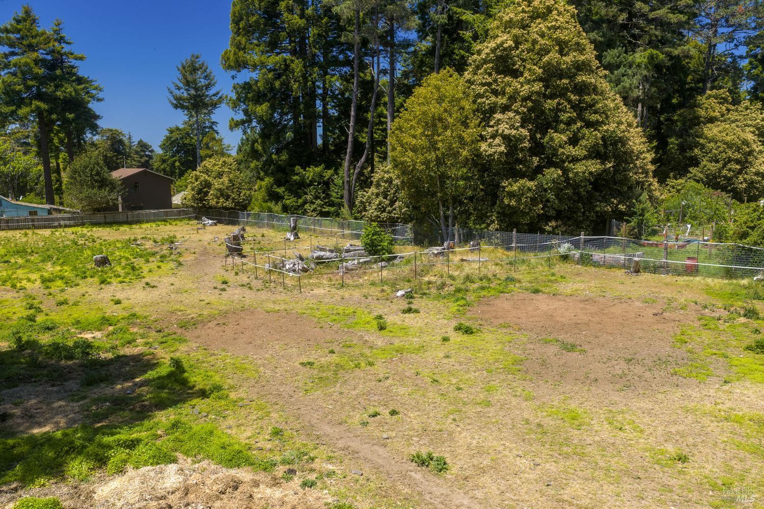 18200 Georges Lane Fort Bragg CA 95437