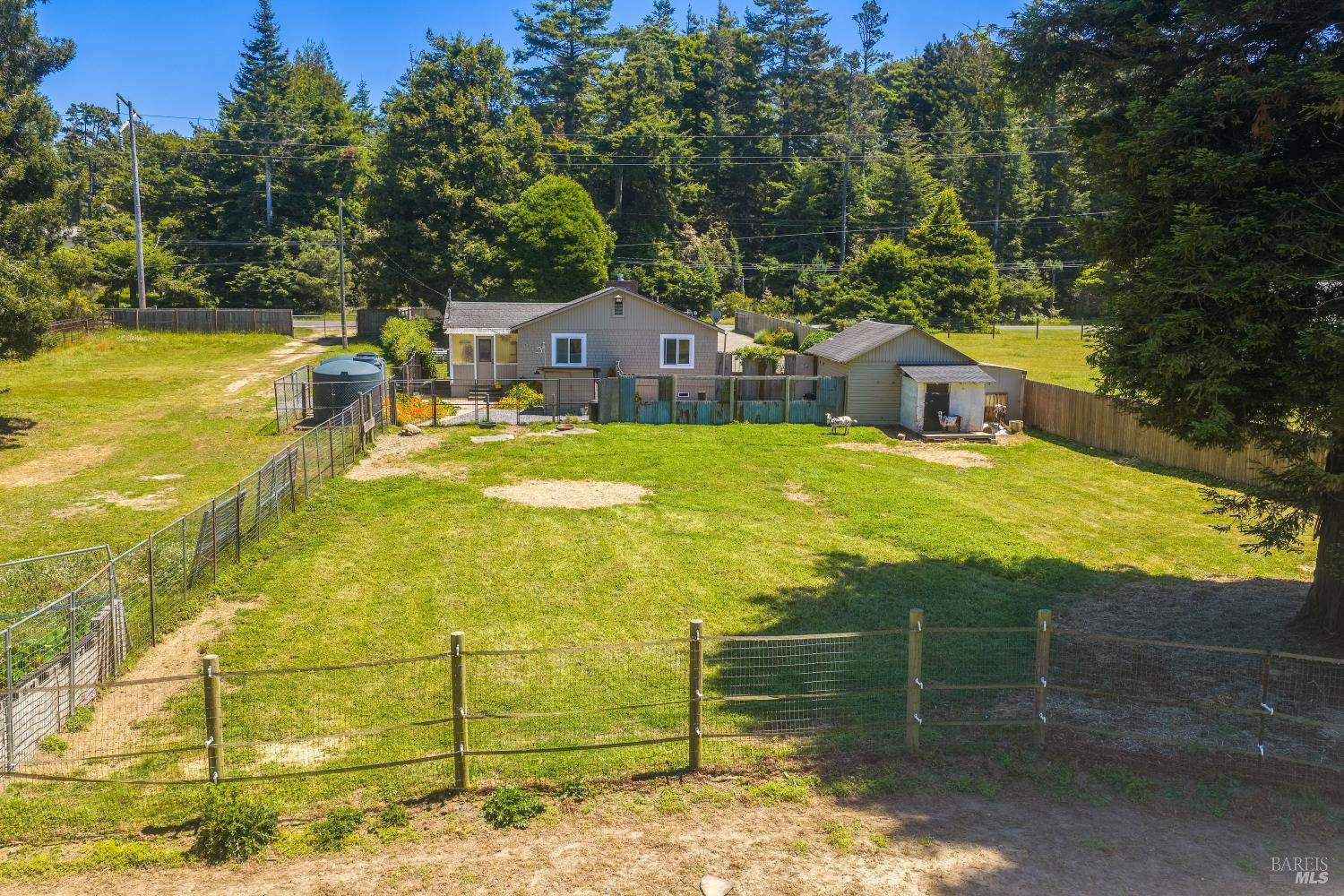 18200 Georges Lane Fort Bragg CA 95437