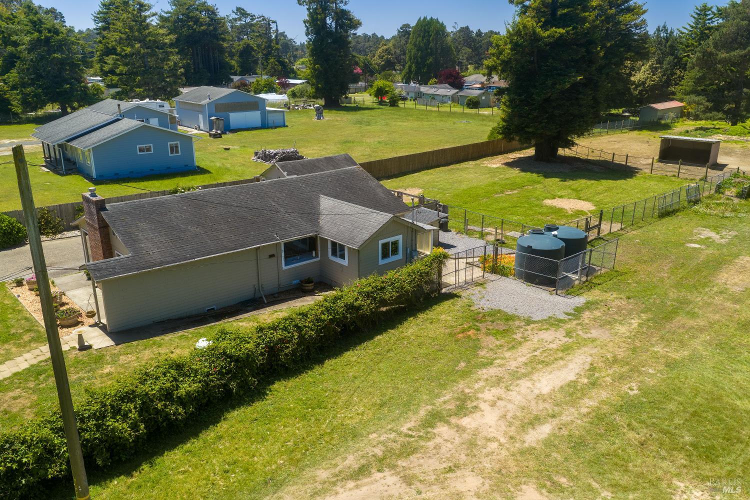 18200 Georges Lane Fort Bragg CA 95437