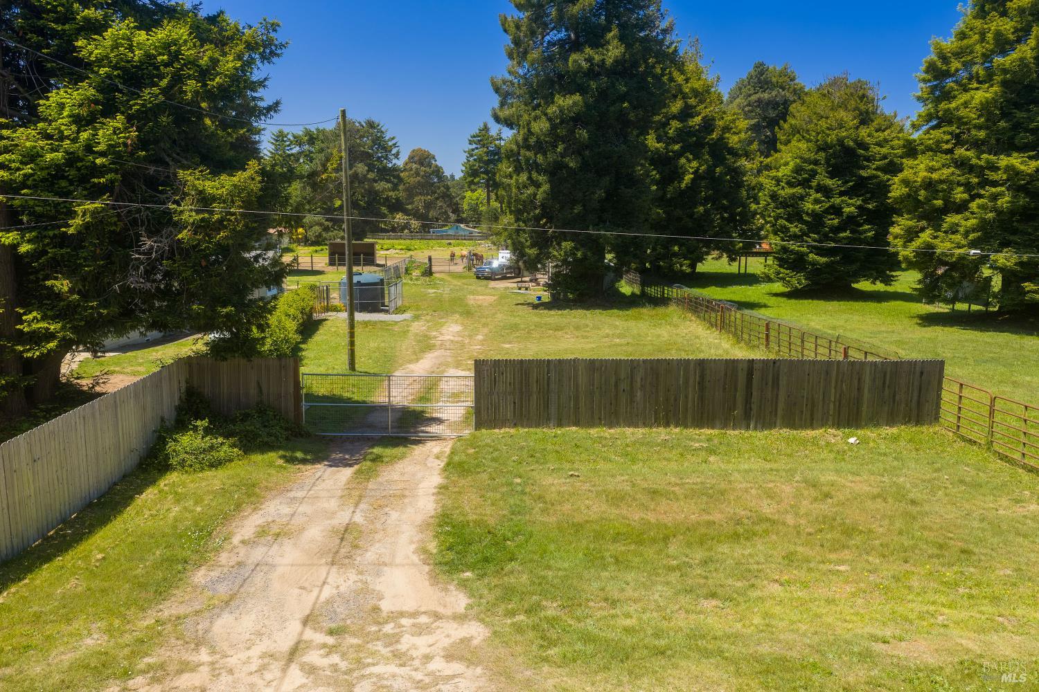 18200 Georges Lane Fort Bragg CA 95437