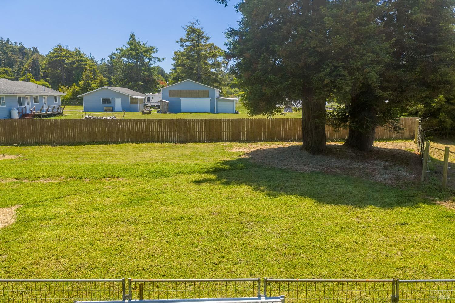18200 Georges Lane Fort Bragg CA 95437