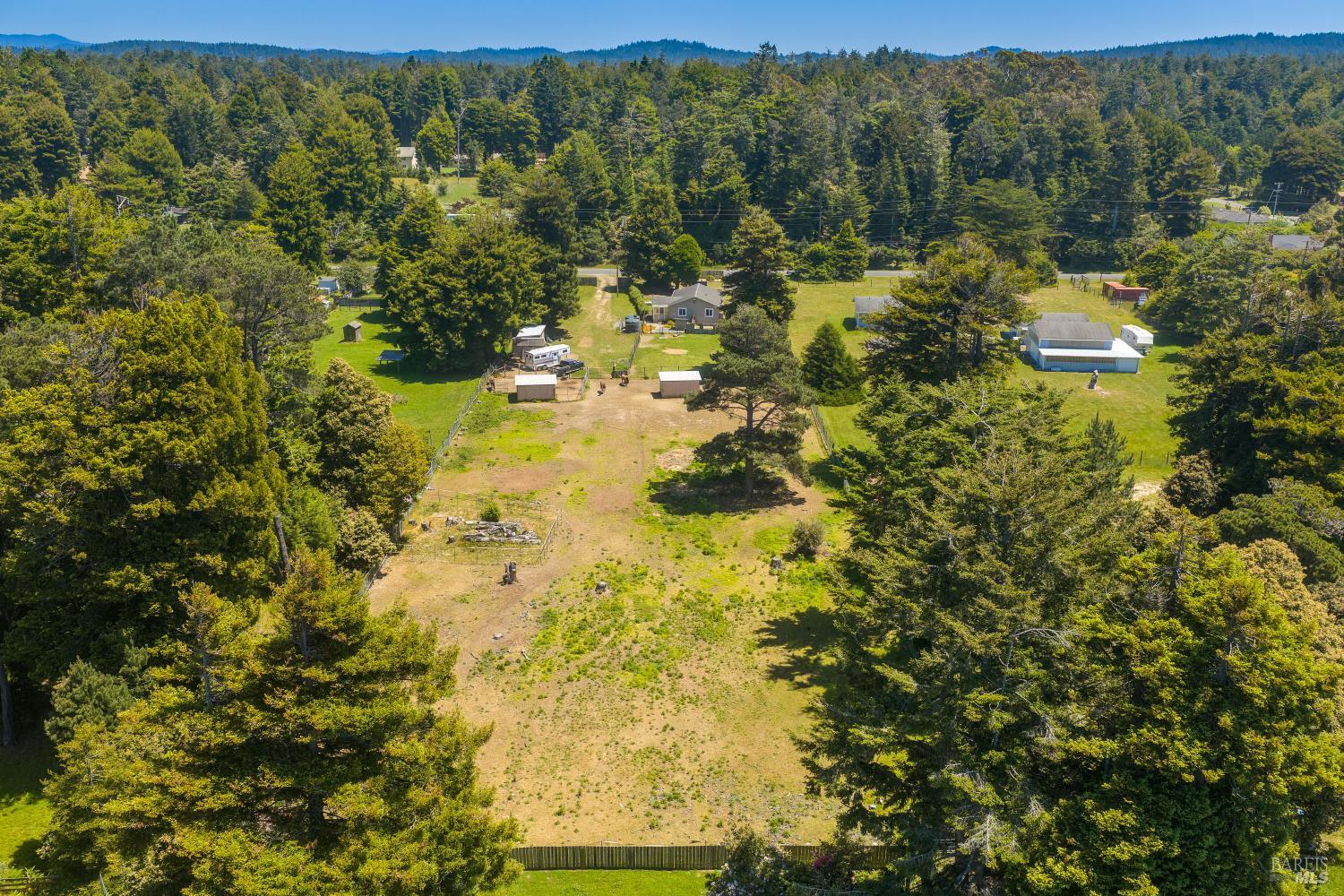 18200 Georges Lane Fort Bragg CA 95437