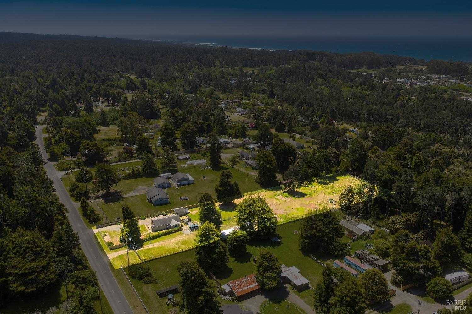 18200 Georges Lane Fort Bragg CA 95437