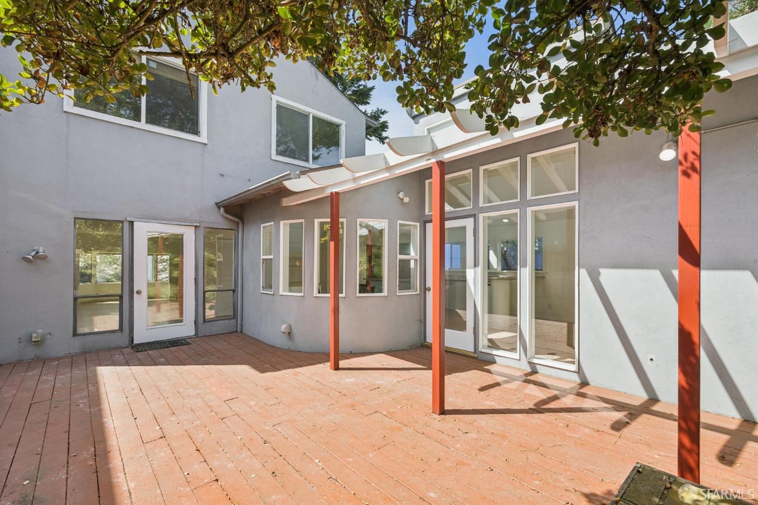 371 Inverness Drive Pacifica CA 94044