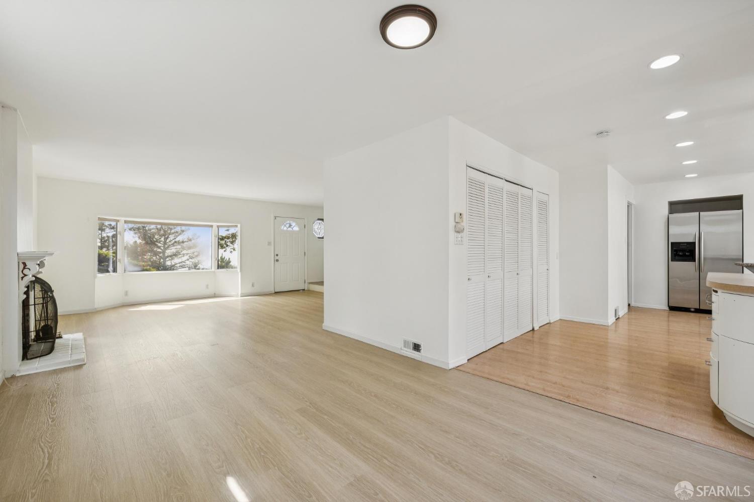 371 Inverness Drive Pacifica CA 94044