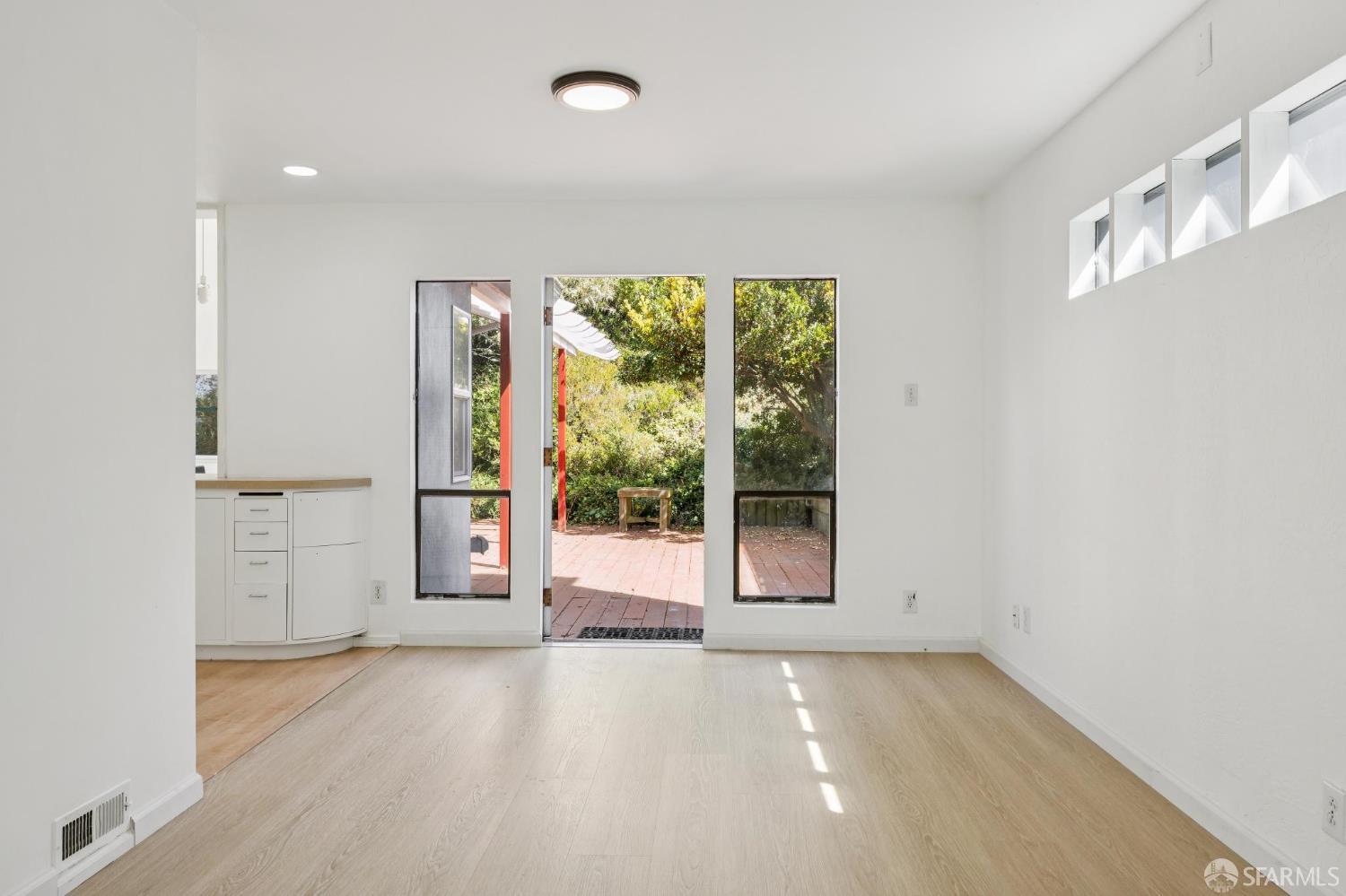 371 Inverness Drive Pacifica CA 94044