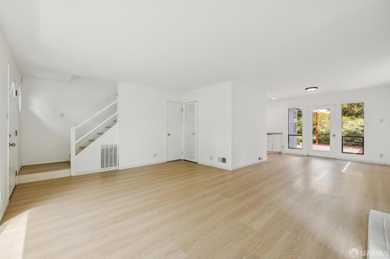 371 Inverness Drive Pacifica CA 94044