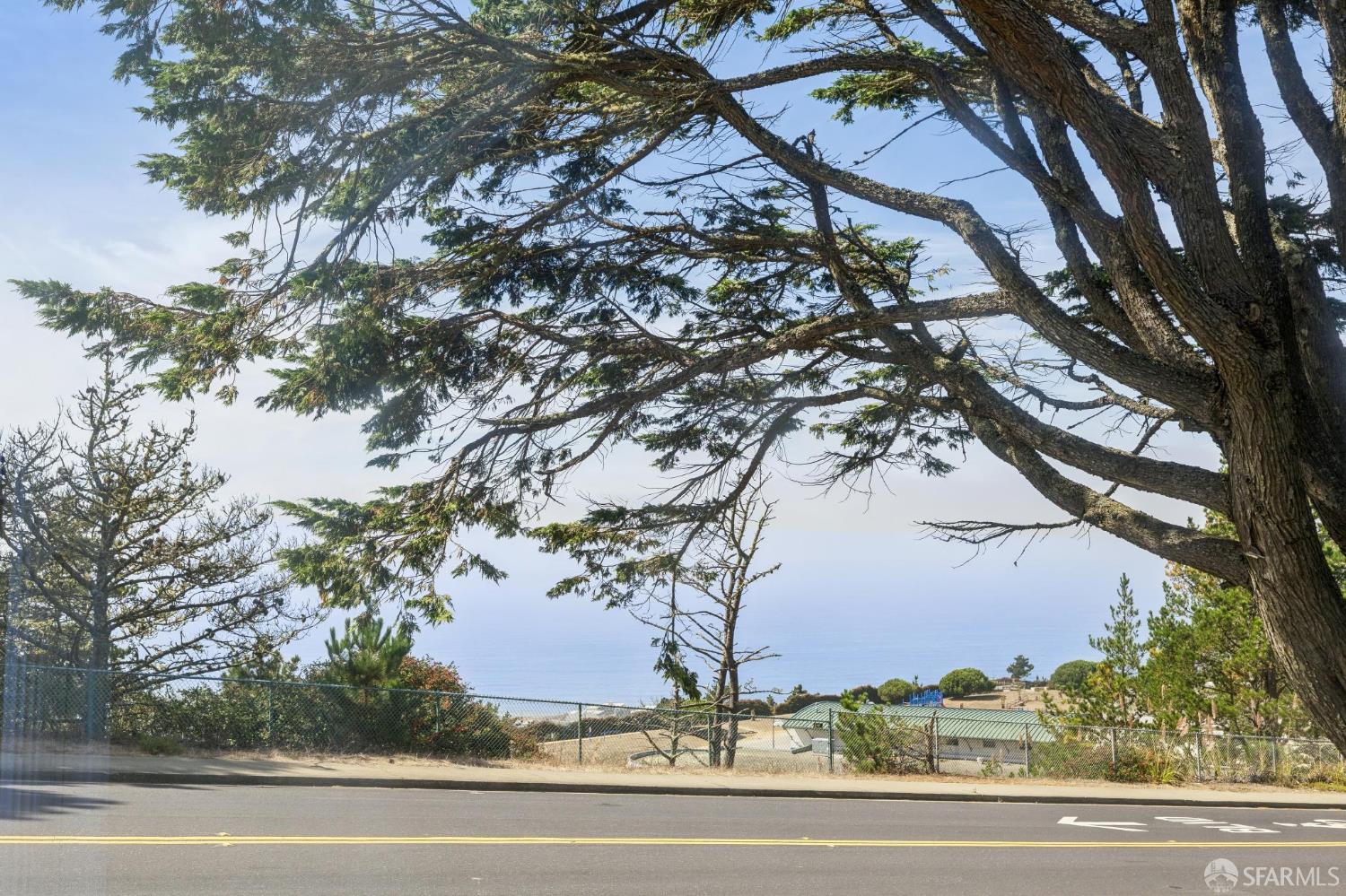 371 Inverness Drive Pacifica CA 94044