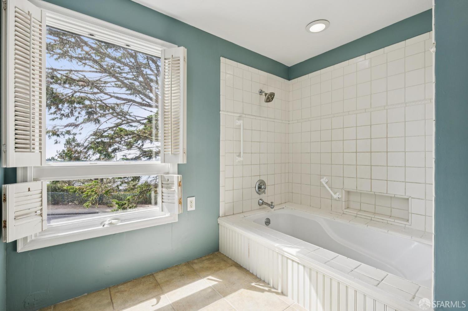 371 Inverness Drive Pacifica CA 94044