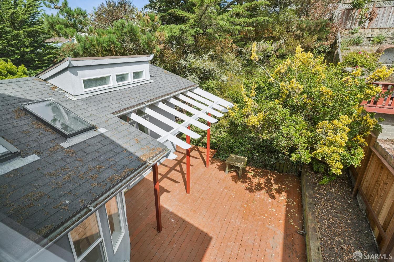 371 Inverness Drive Pacifica CA 94044