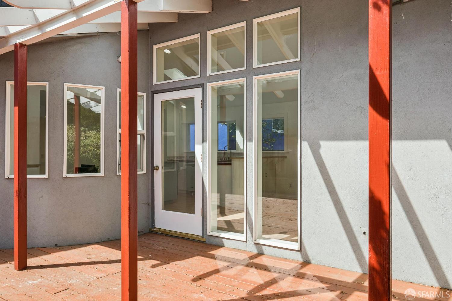 371 Inverness Drive Pacifica CA 94044