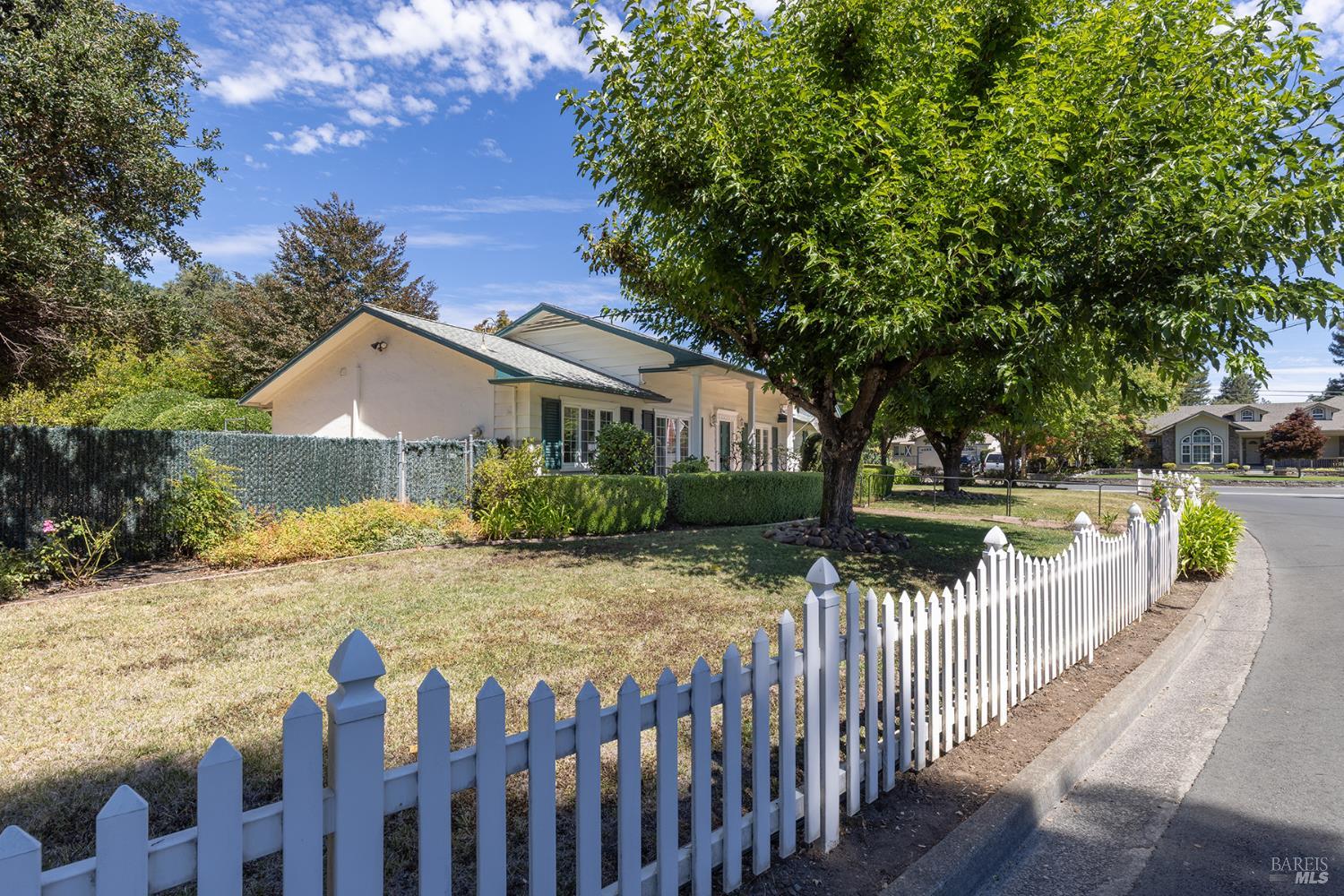 Santa Rosa CA, 4910 Deerwood Drive