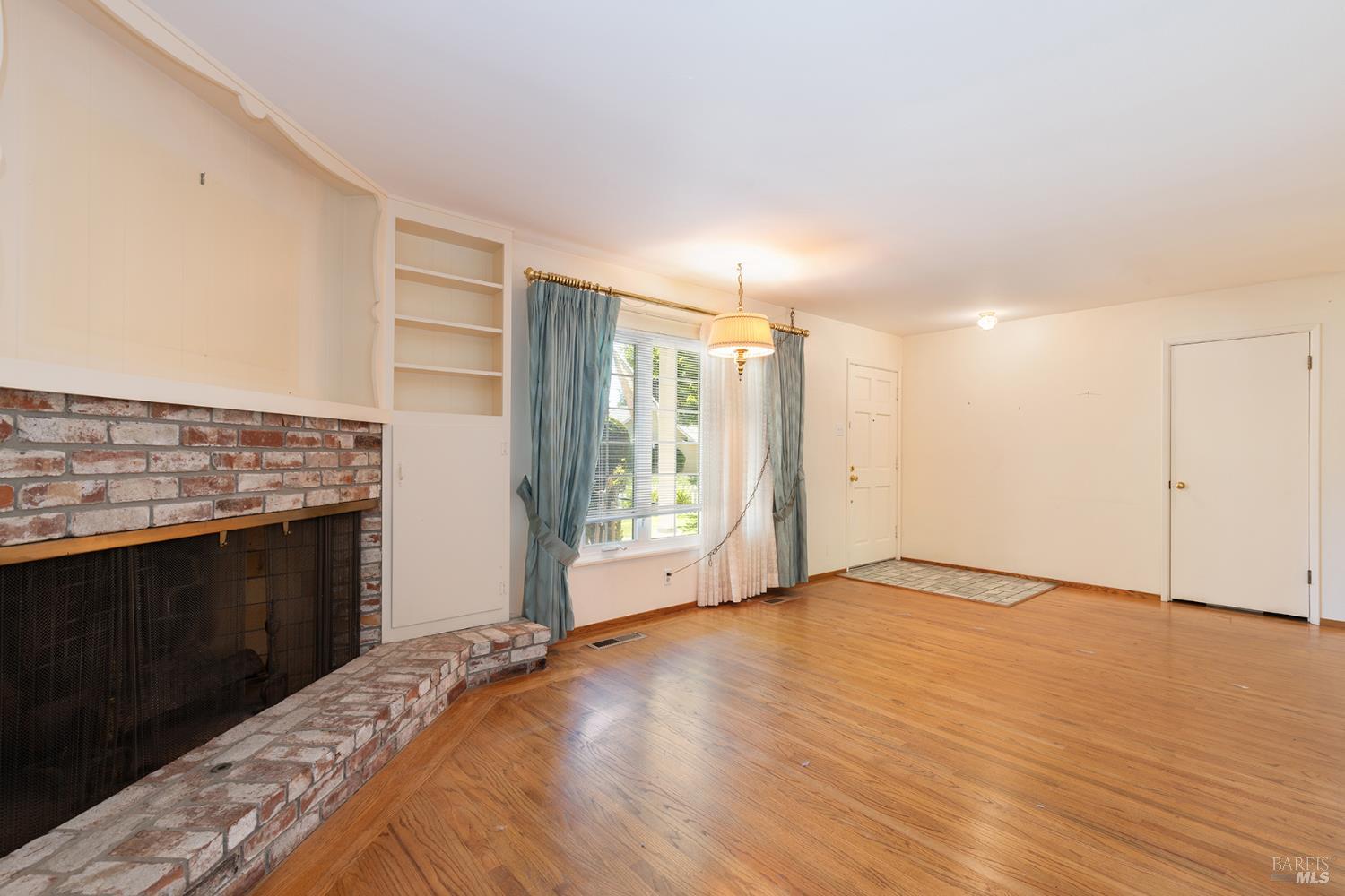 4910 Deerwood Drive Santa Rosa CA 95403
