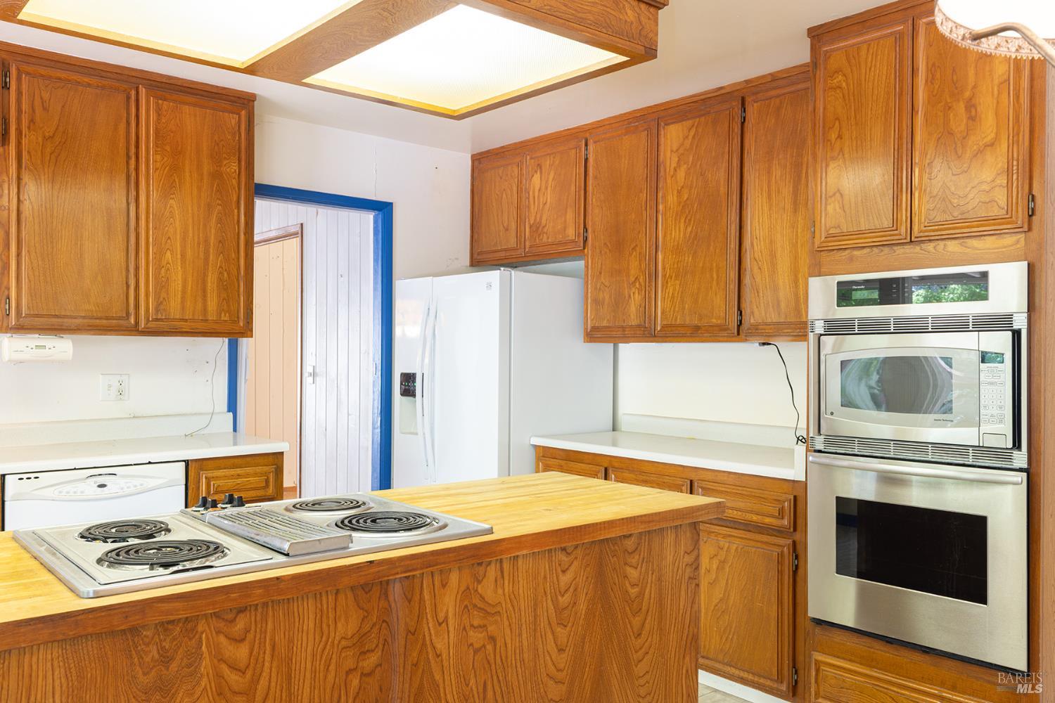 4910 Deerwood Drive Santa Rosa CA 95403