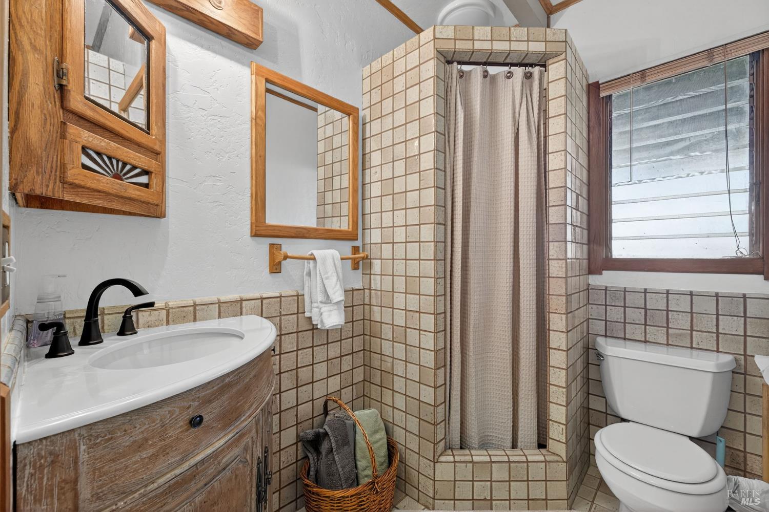 30 Manzanita Avenue Novato CA 94945