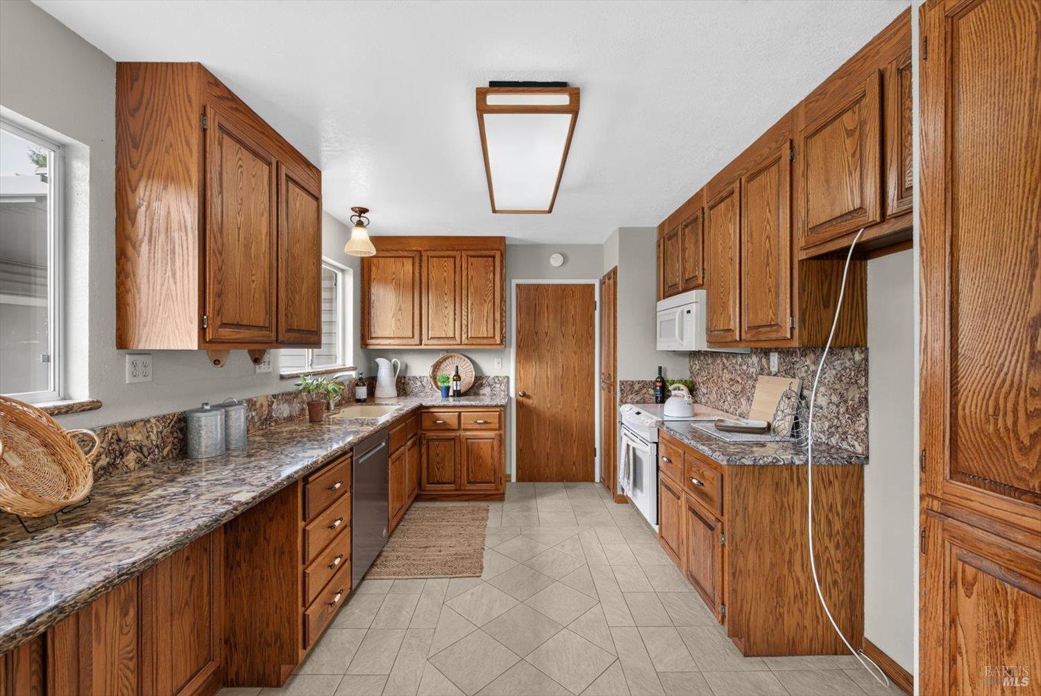 1700 Sierra Avenue Napa CA 94558