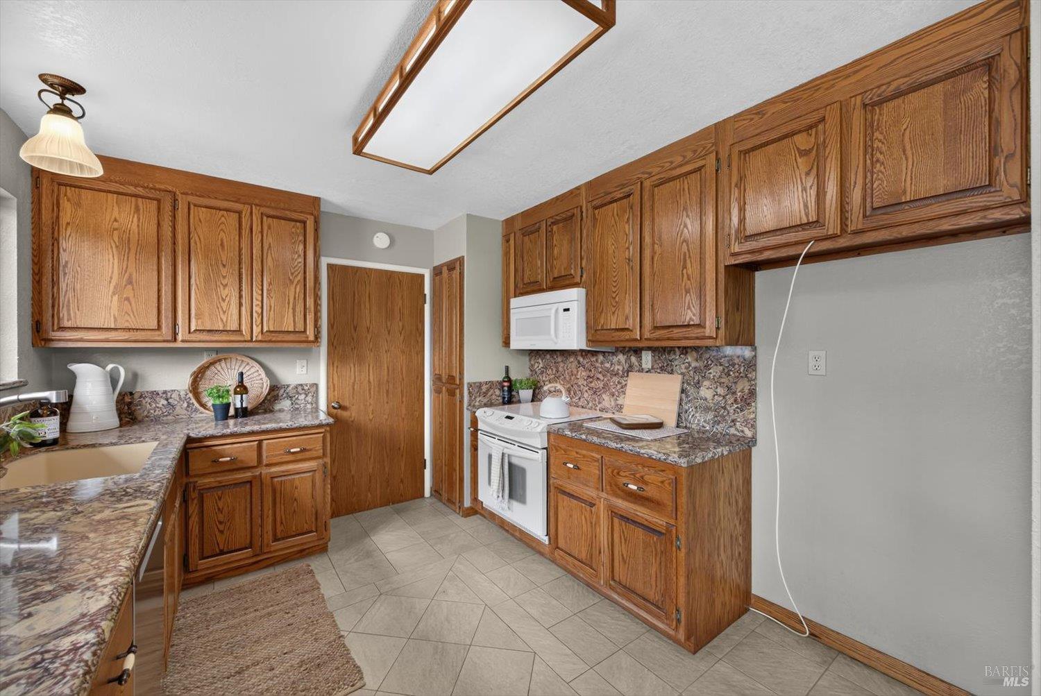 1700 Sierra Avenue Napa CA 94558