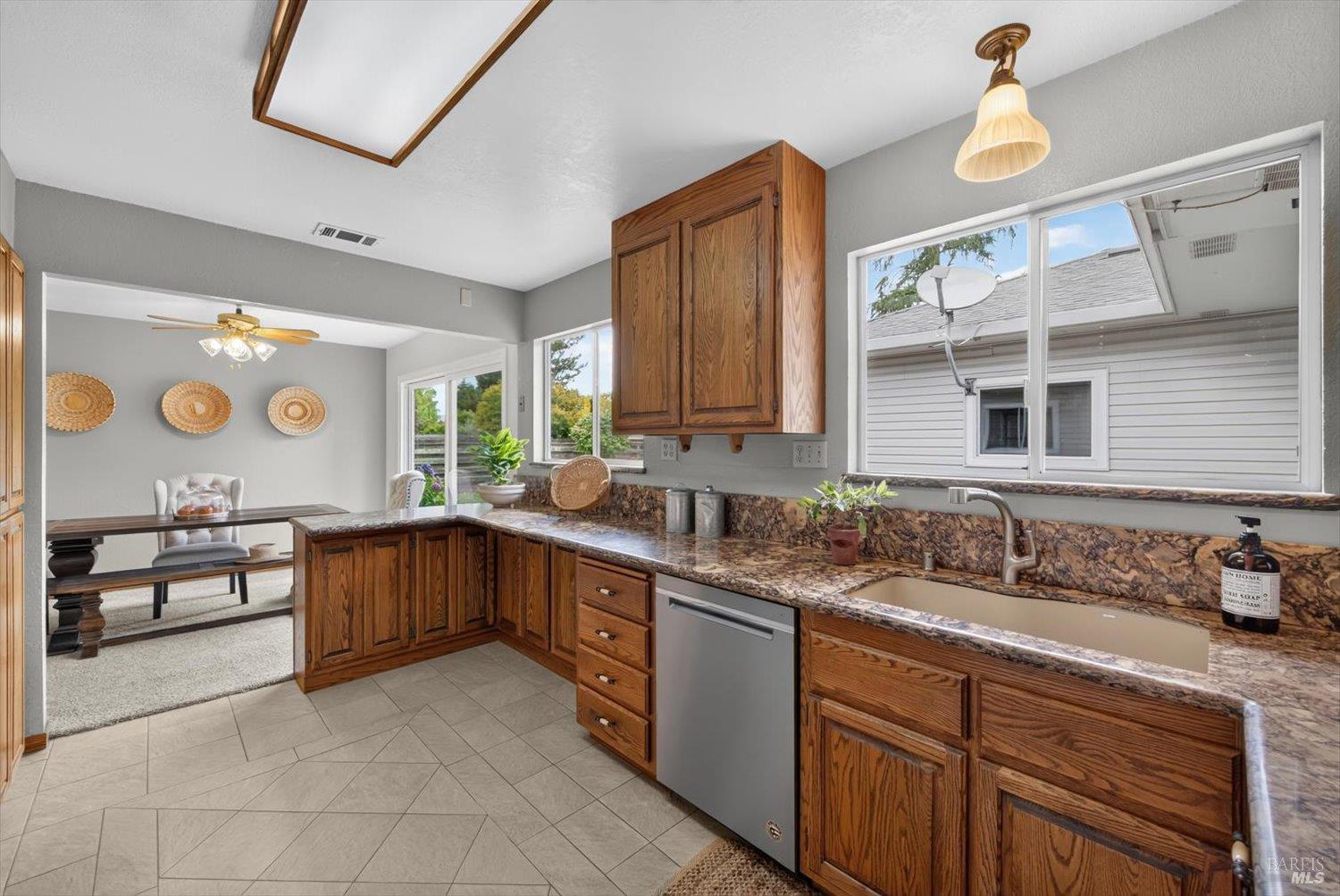 1700 Sierra Avenue Napa CA 94558