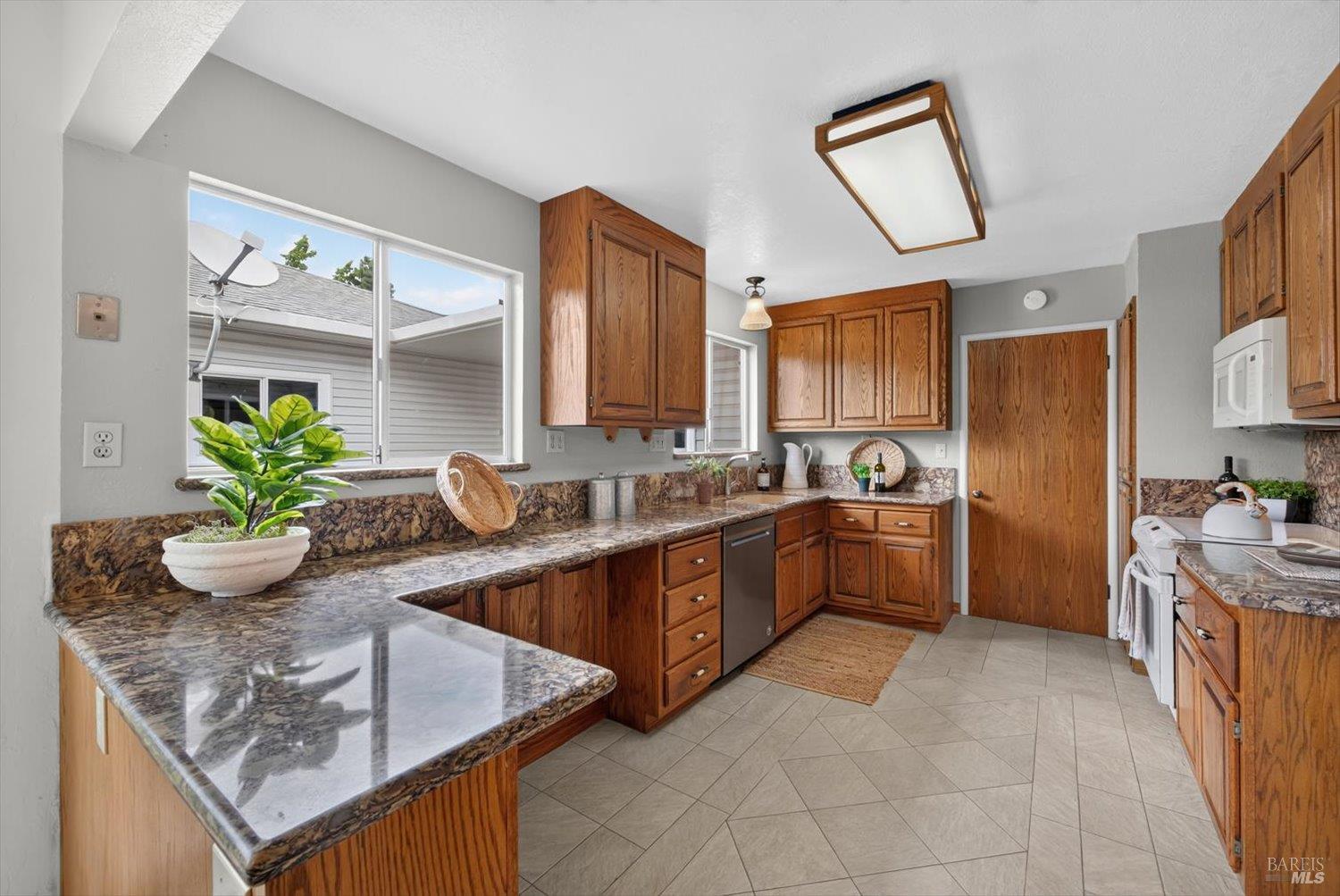 1700 Sierra Avenue Napa CA 94558