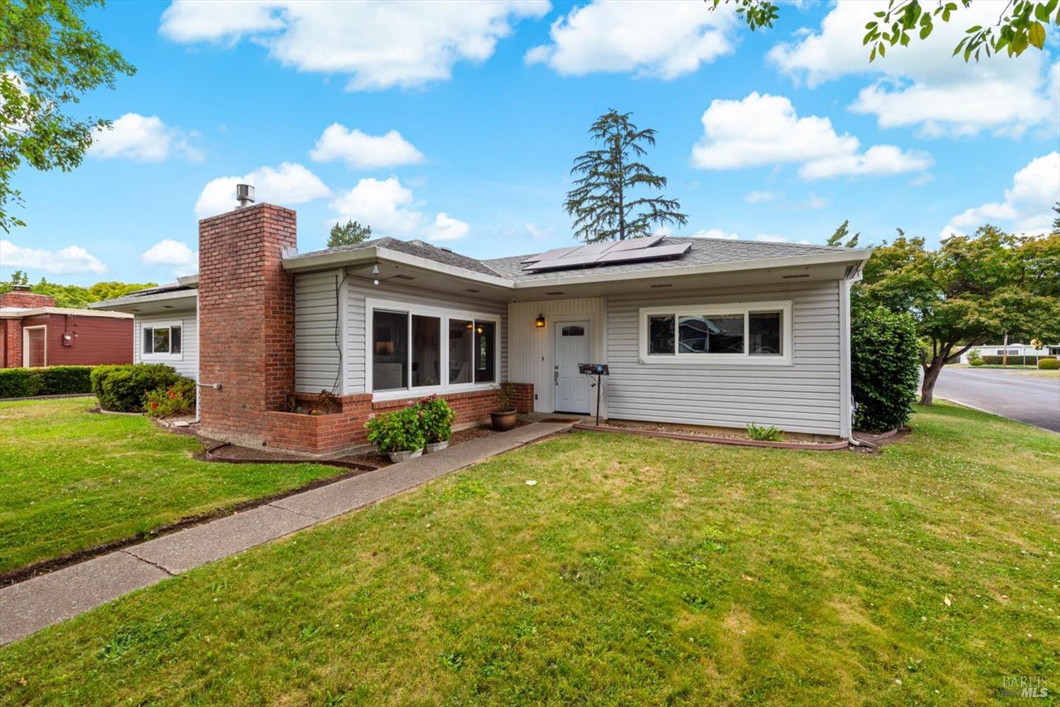 1700 Sierra Avenue Napa CA 94558